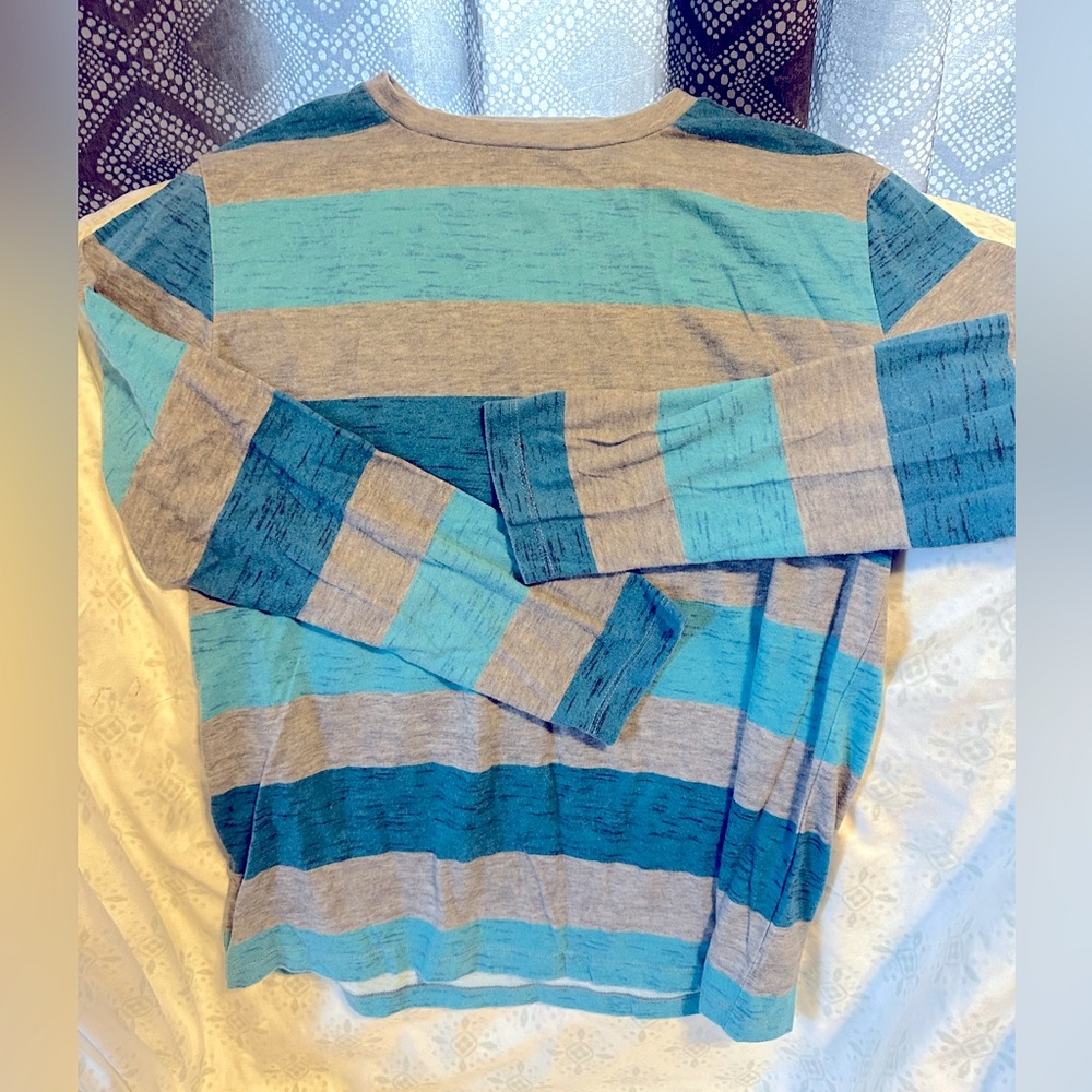 Old Navy Boys Long sleeve Striped shirt